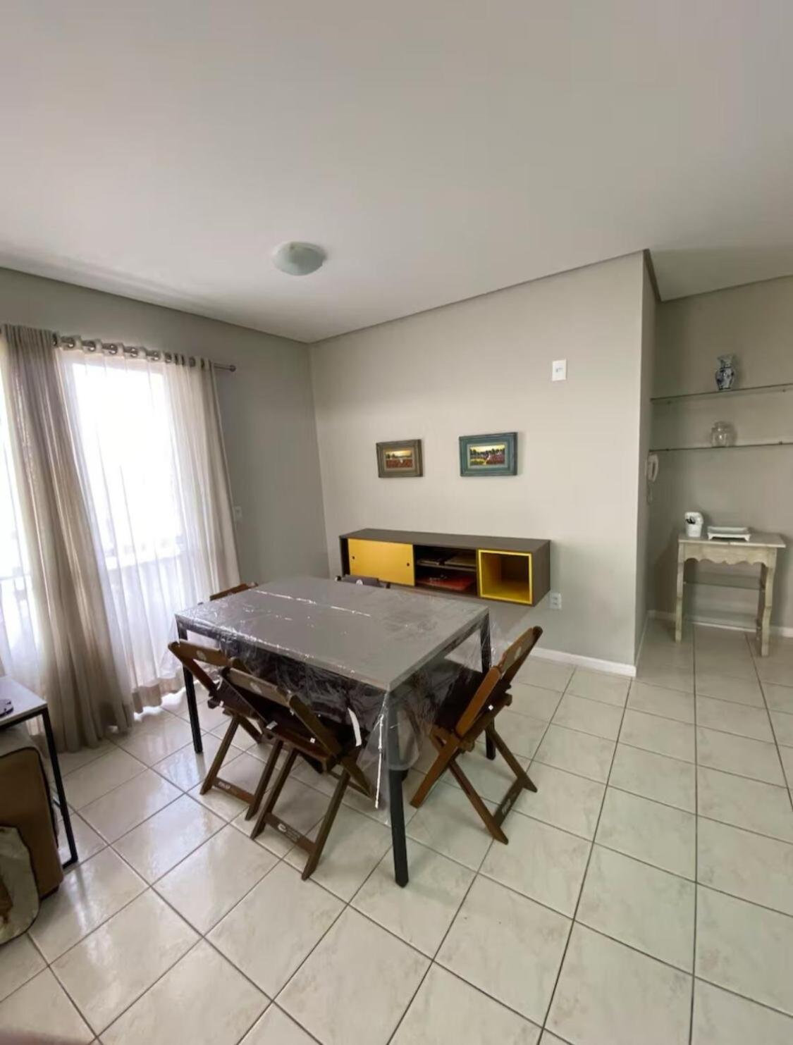 Apartamento De Dois Quartos A 100 Metros Da Linda Canajure