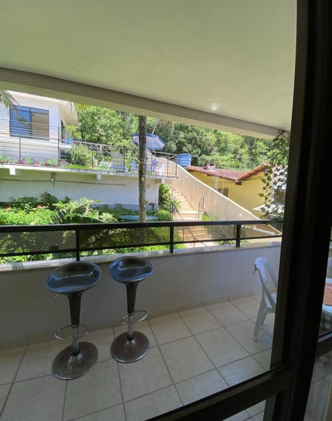 Apartamento De Dois Quartos A 100 Metros Da Linda Canajure *